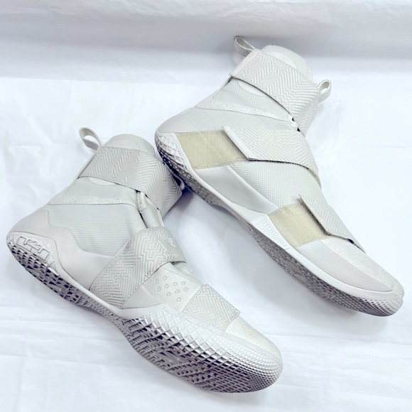 😃SOLD😃 NIKE Men’s High Top Off White Sneakers w. Velcro Closure Sz 12 - Picture 3 of 10